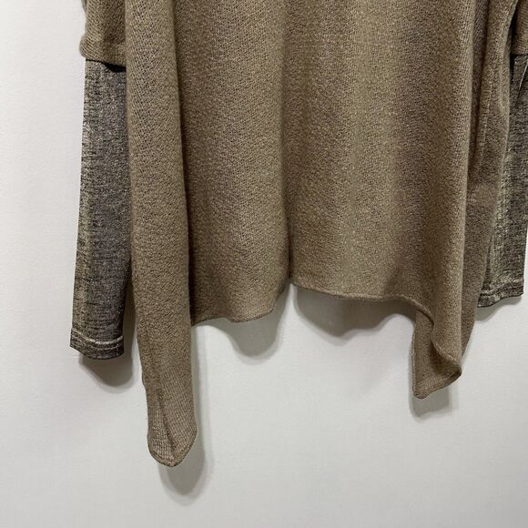 Abi Ferrin Sweater Knit Top S Tan Gold Shimmer Sleeve V Neck Shark Bite Hem Thin - Picture 5 of 12